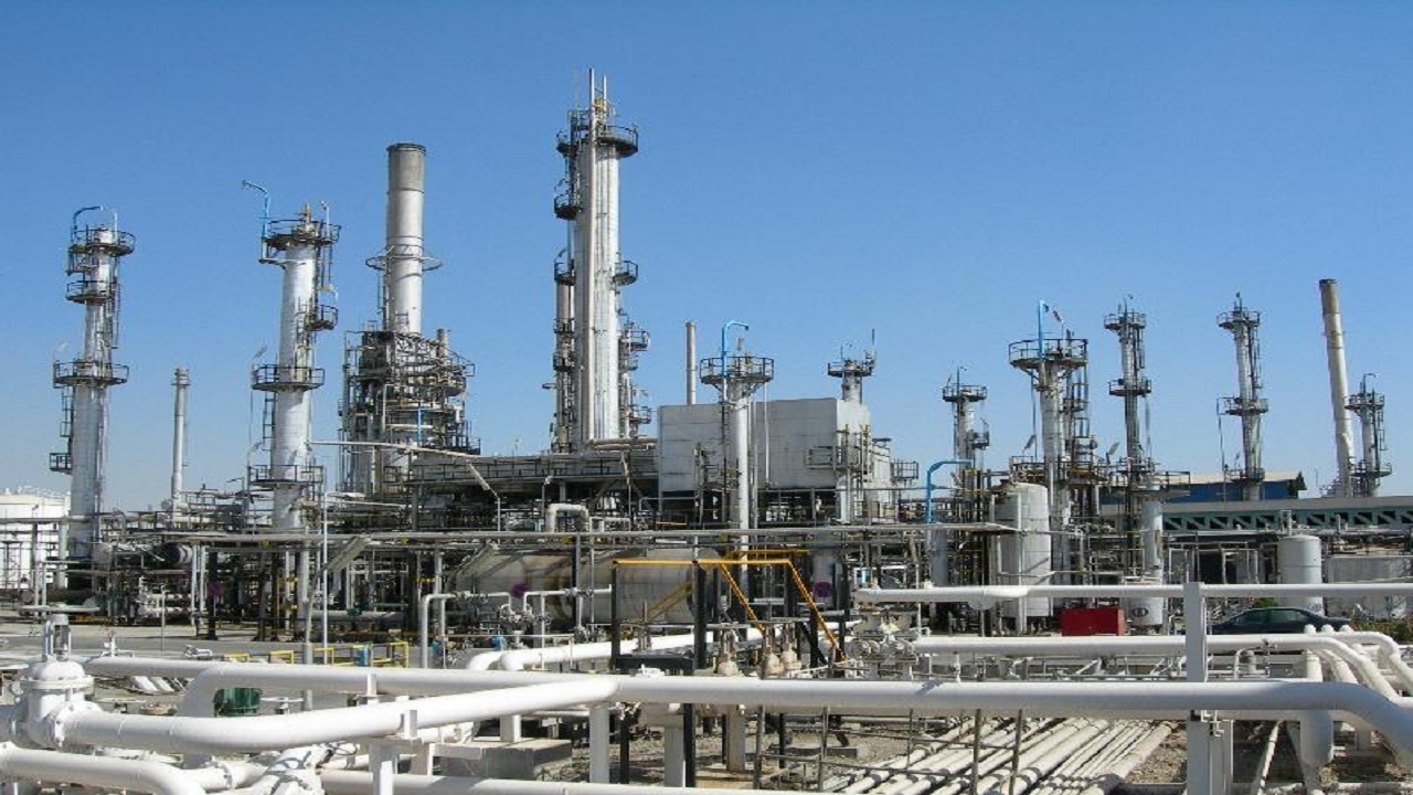 Domestic Catalysts Help Reduce Costs in Shazand Oil Refinery