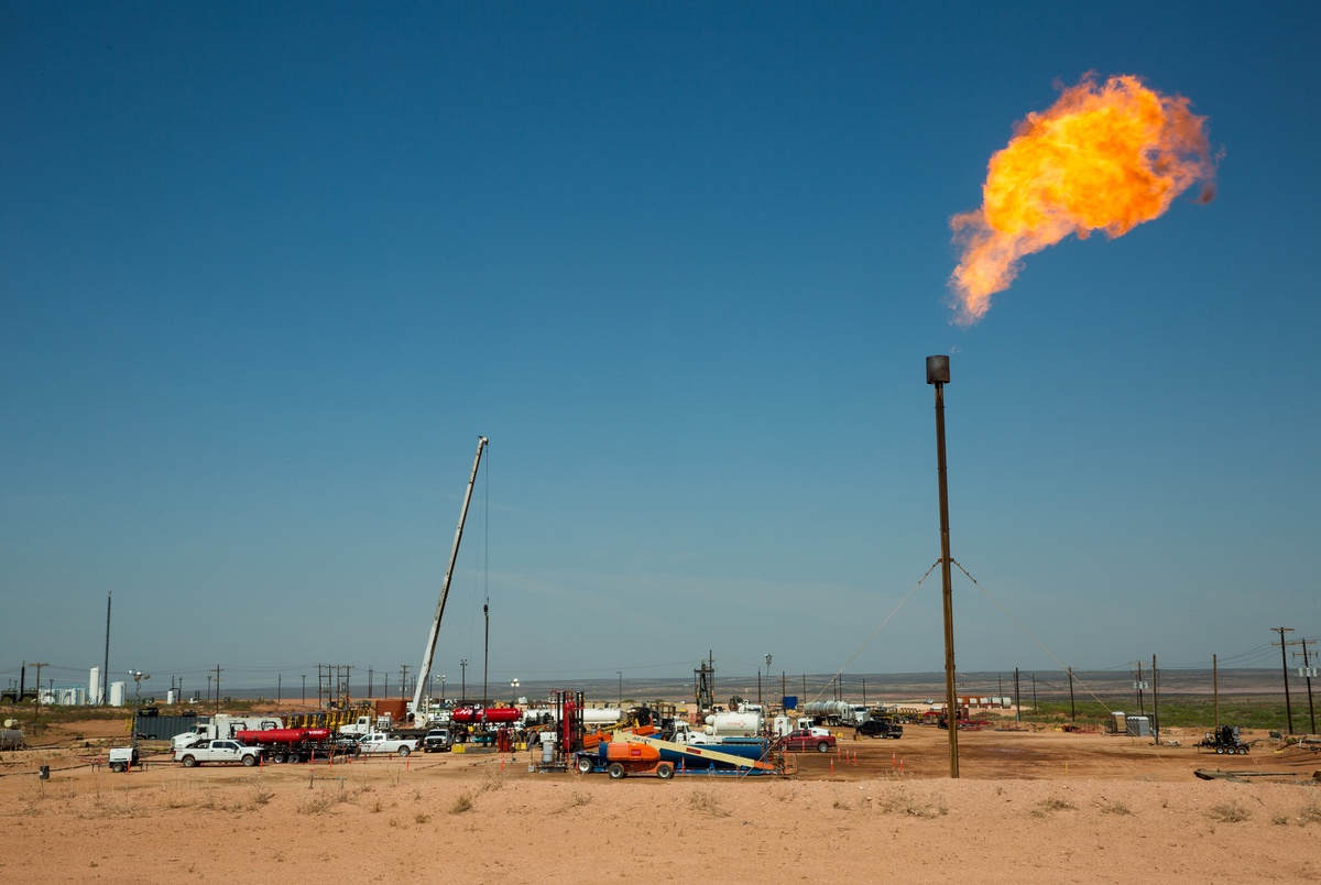 Gas Flaring In Forouzan Oilfield Coming To An End 