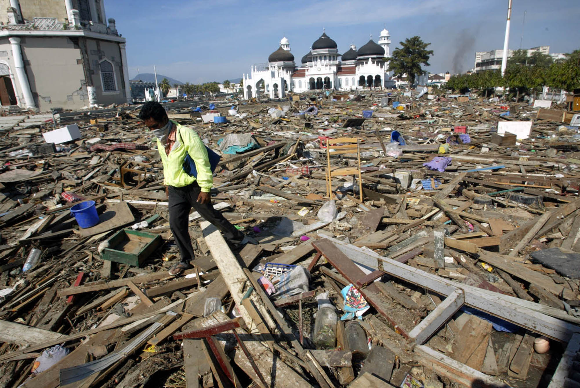 4 декабря 2004. Землетрясение Суматра 2004.