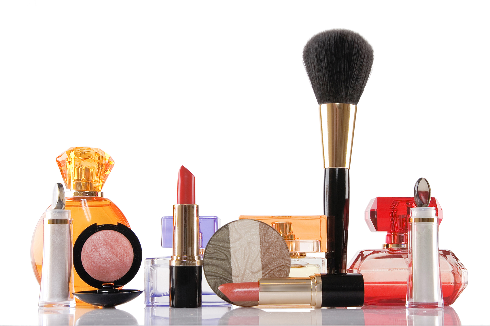 Iranians Spend $2.1b on Beauty Products Annually | Financial Tribune