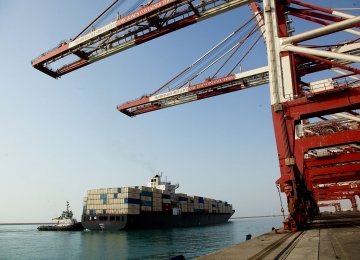 Iran Records $5.7m in Non-Oil Trade Surplus With Balkan States