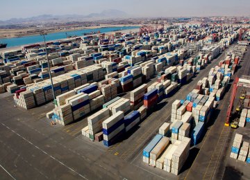 Iran’s Port Activity Declines 13%
