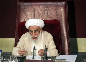 Ayatollah Jannati Reelected Experts Assembly Chairman 