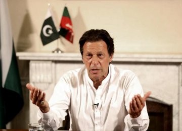 Imran Khan to Visit Iran After Forming Government 