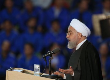 Rouhani: Boosting Production, Non-Oil Exports Essential for Countering Sanctions  