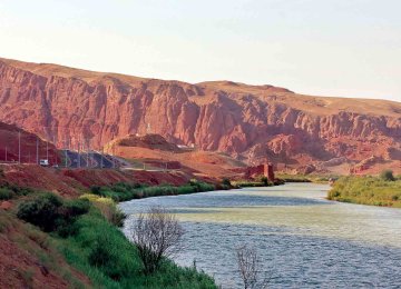 Aras Water Transfer to East, West Azarbaijan Commences 