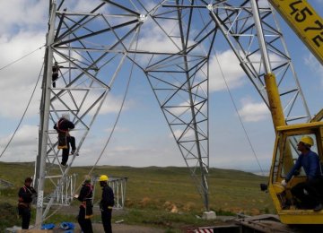 Work in Progress at Third Iran-Armenia Power Transmission Line 