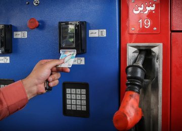 Motorists Rush to Collect Fuel Cards 