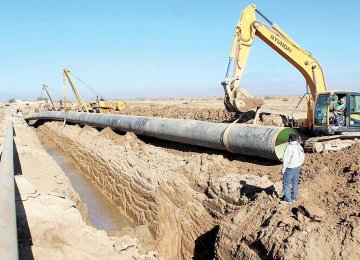 Oman Sea Water Transfer to Iranian Regions Underway