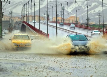 Floodwaters Inflict New Losses in South and SW Iran  