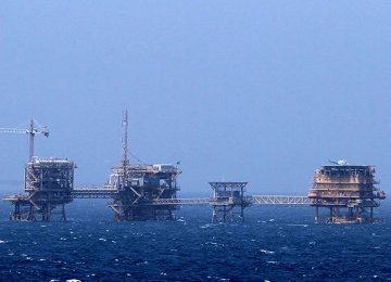 13 Wells to Be Drilled at Forouzan Oilfield to Boost Output