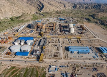 Gachsaran Petrochem Plant to Come on Stream by March 2023