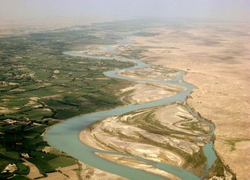 Iran Hopeful of Regaining Legal Water Rights Through Diplomacy 