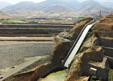 Kamandan Dam in Lorestan Set for March 2022 Inauguration