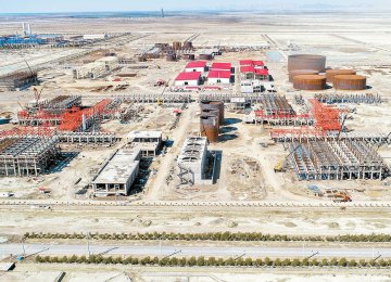Mokran Region to Become Iran’s 3rd Petrochem Hub
