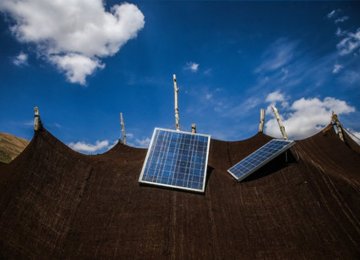 Solar Panels for Nomad Communities in Iran 