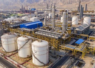Four Bushehr Projects to Expand Polyethylene, Propylene Output