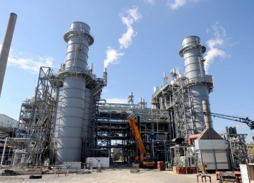 Iran to Phase Out Decrepit Power Plants