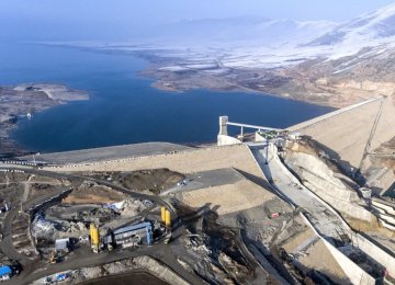 Four Provinces Expand Power, Water Projects 