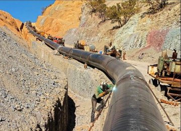 Local Firms Help in Completing 1,000km Oil Pipeline to Jask  