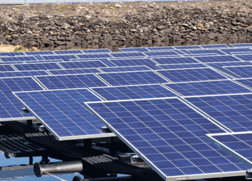 Tehran’s Floating Solar Farm  Saves Water, Curbs Emissions