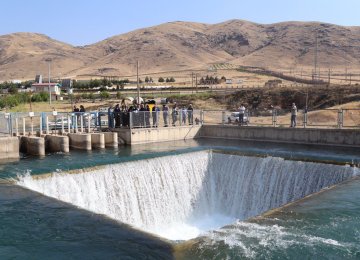 Taleghan Dam Water Reaches Qazvin Rural Areas