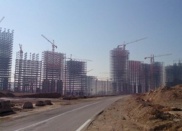 Reasons Behind Recession in Iran&#039;s Construction Sector Examined