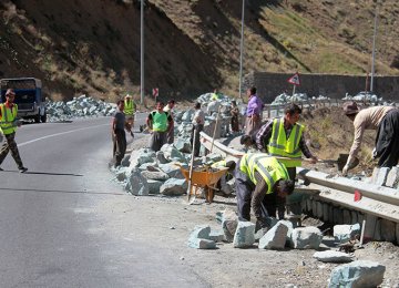  Roads Ministry’s Debts to Contractors Top $1.9 Billion