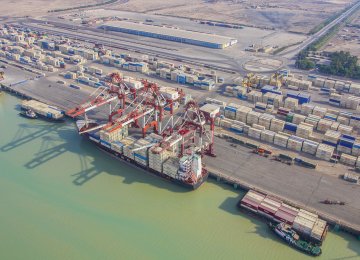 Iranian Commercial Ports Activities Increase by 14% in 5 Months