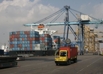 Iran's Non-Oil Foreign Trade Deficit at $1.5 Billion