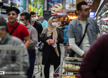 IMF Expects Iran's 30% Inflation to Persist in 2021 