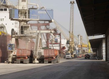 $4.7 Billion Worth of Goods Exported From Khuzestan 
