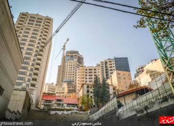 Iran&#039;s Housing Sector Rocked by Currency Crisis