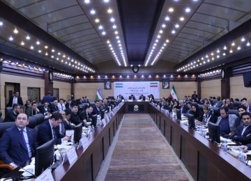 Iran, Uzbekistan in Tariff Talks