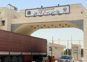 Exports to Iraq From Mehran Crossing Exceed $120m in Two Months