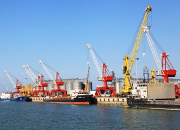 Throughput of Ports Rises 8%