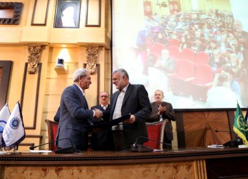 Iran Chamber of Commerce, Agriculture Ministry Sign MoU to Boost Water Productivity (Photo: Mohammad Ali Mahdi)