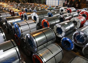 Steel Output Rises to 11m Tons