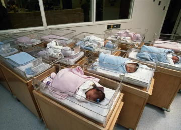 Setad Foundation Offers Incentives for More Births