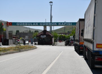 Bazargan: Busiest Border for Trade Transactions With Turkey