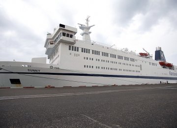 Iran&#039;s &#039;Sunny&#039; Cruise Ship Starts UAE Service