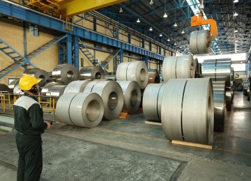 Steel Exports Fall, Imports Rise