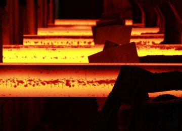 Steel Exports Down 28% YOY to  2.9 Million Tons in 5 Months