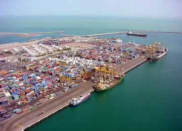 20% Growth in Unloading of Essential Goods at Shahid Rajaee Port 