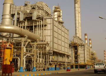 Gasoline Quality Boost Tops Abadan Refinery Agenda