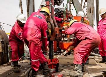 Oil Output at 3.9m bpd in 2017