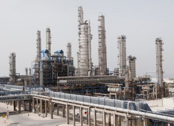 Petrochem Exports Earn  $1.1 Billion in 30 Days