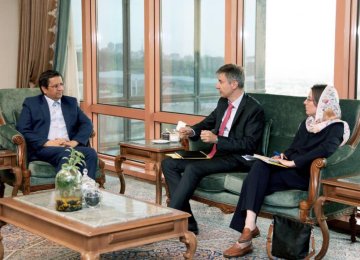 Swiss, Turkish Envoys Meet Iran&#039;s Top Banker