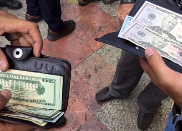 Dollar Declines in Tehran