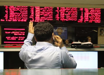 Tehran Stocks Extend Losses on Weak Global Cues 